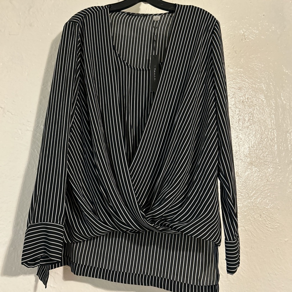 T Tahari Black and White Pinstripe Top - Picture 3 of 5